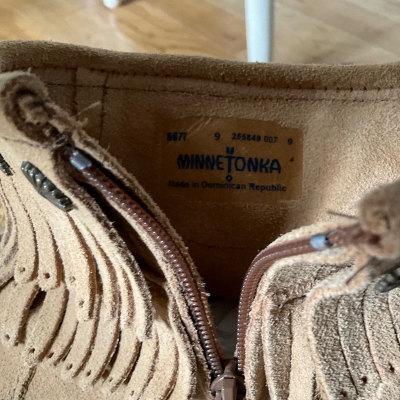Minnetonka booties - Picture 3 of 5